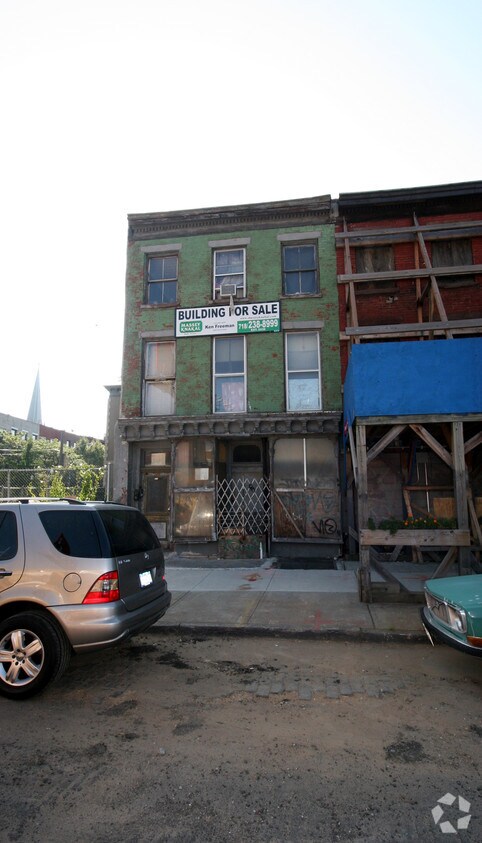 Building Photo - 311 Columbia St