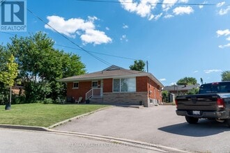 Building Photo - 8 Salmond Ct