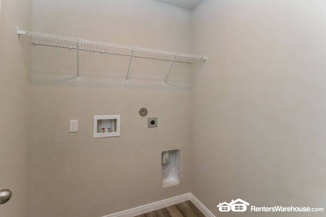 Building Photo - New Construction 4 bed 2 bath