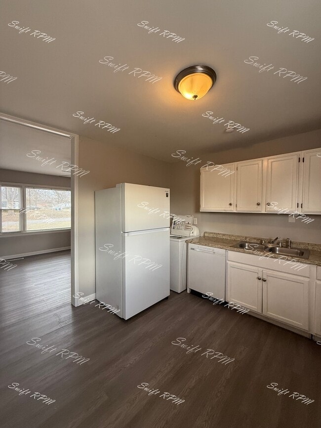 Building Photo - 709 NE 66th Terrace