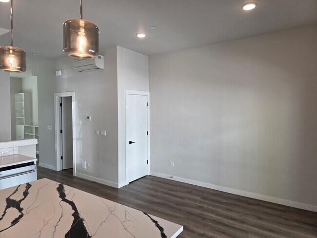 Foto del edificio - Beautiful New Townhouse 4BD Bothell