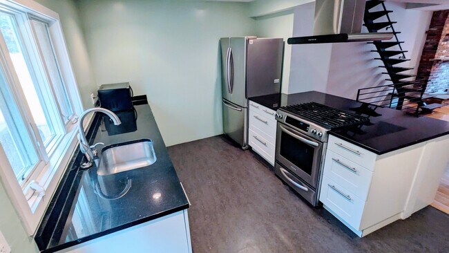 Kitchen - 1925 Kater St