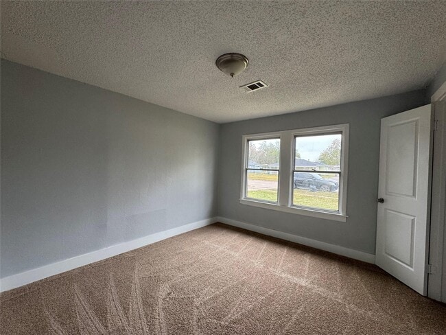 Foto del edificio - 710 Alvin St