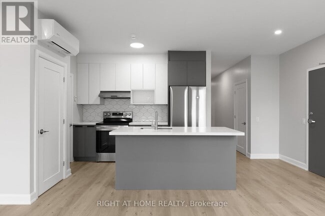 Building Photo - 63 Acacia Ave