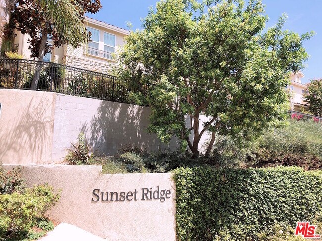 Foto del edificio - 15609 Odyssey Dr