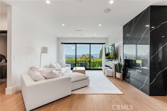 Foto del edificio - 14614 Round Valley Dr