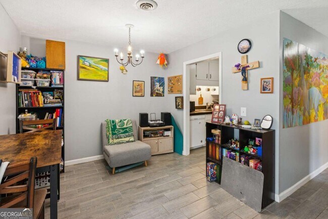 Foto del edificio - 125 St Andrews Ct