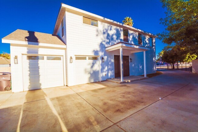 Building Photo - 2470 Mission Inn Avenue- Riverside CA 9250...