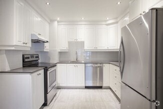 Building Photo - 3468 Rue Drummond