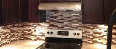 Building Photo - 2102 Alamanda Dr