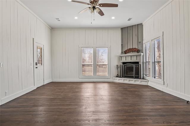 Building Photo - 442 W McCart St