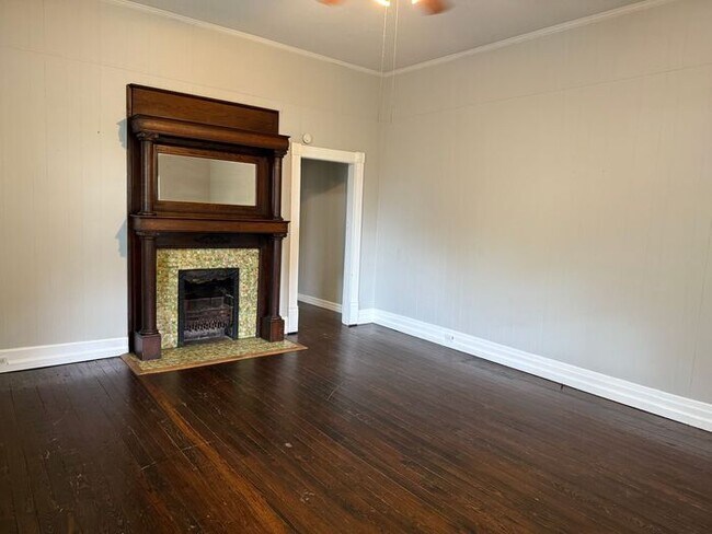 Foto del edificio - Amazing 4 BR Home for a Great Price!