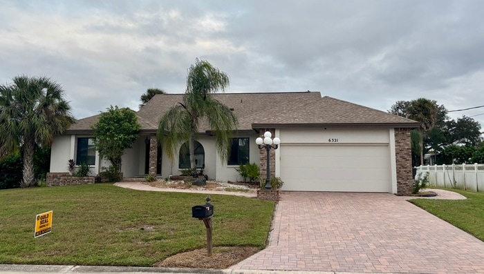 Photo - 6321 Jamaica Cir E (Apollo Beach, FL)