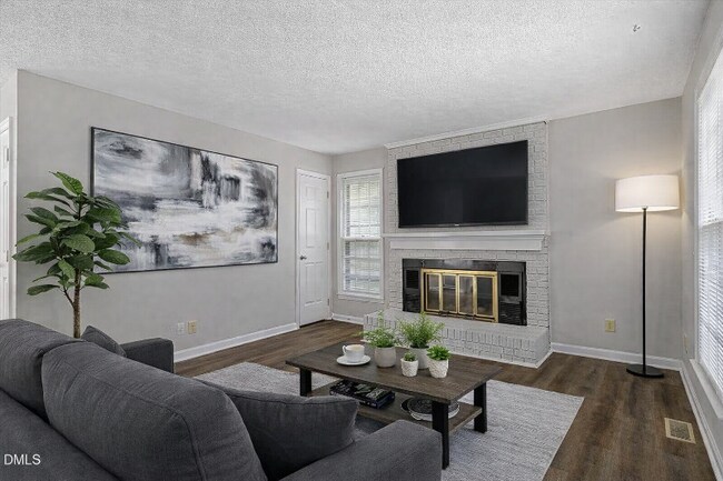 Building Photo - 5208 Windwood Ct