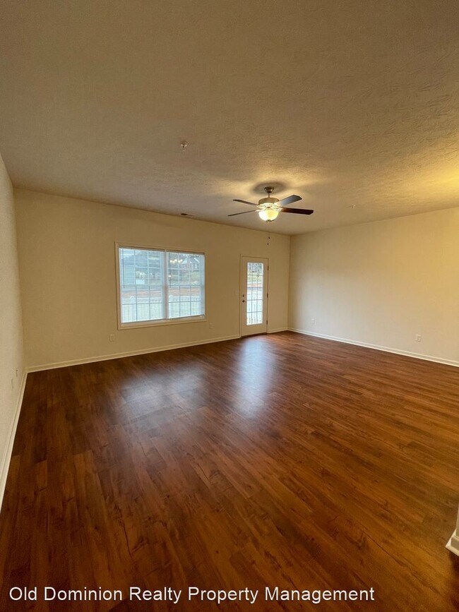 Foto del edificio - 2 br, 2.5 bath House - 2947 Congers Creek ...