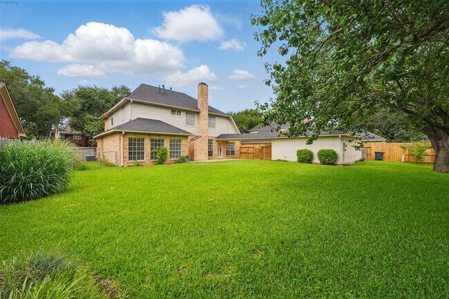 Foto del edificio - 4027 Austin Meadow Dr