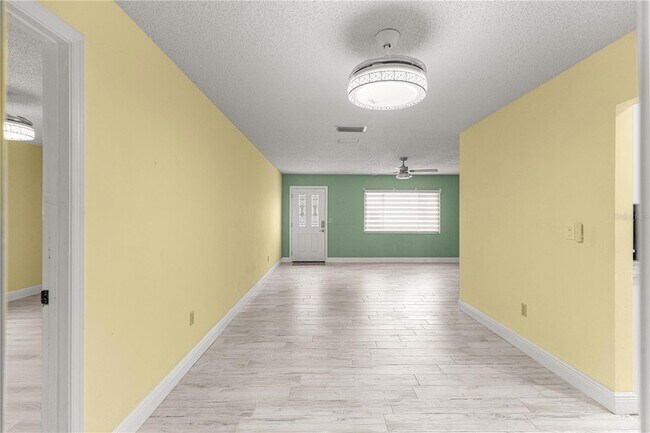 Foto del edificio - 8470 SW 107th Pl