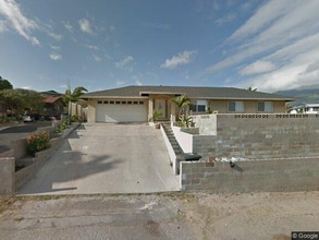 Building Photo - 547 Kaao Cir