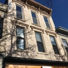 Building Photo - 414 State St