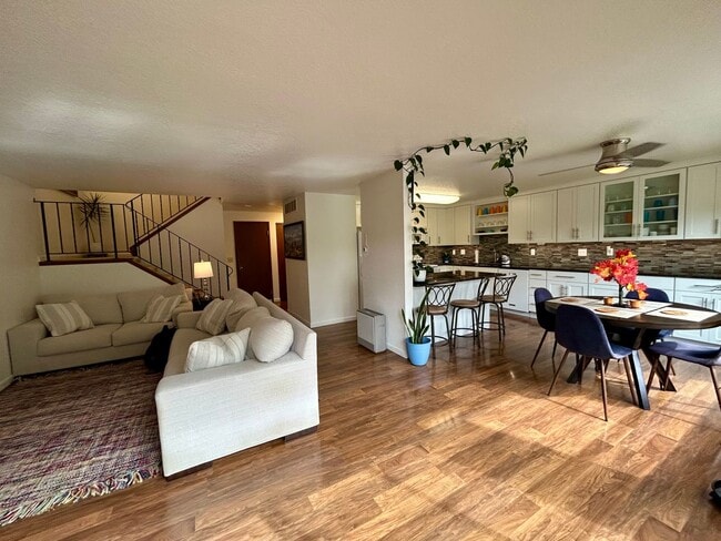 Building Photo - 3500 Ridgemont Way