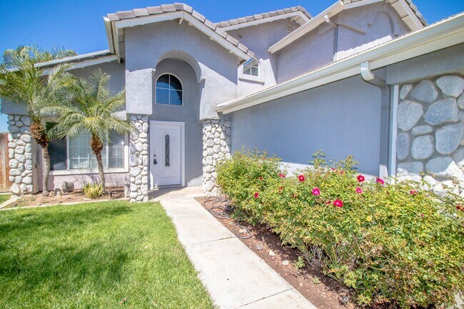 Foto del edificio - Warm and Inviting 3-Bedroom Home in the Heart of Menifee
