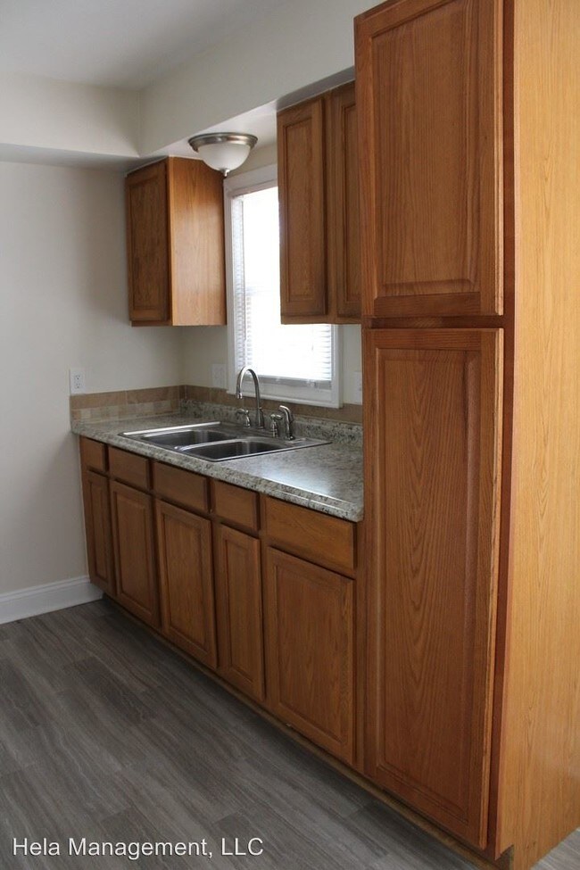 Building Photo - 3 br, 1 bath House - 24362 Stanford