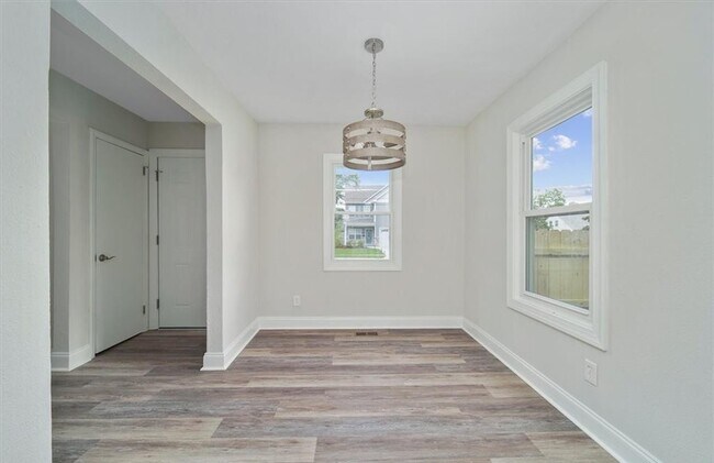 Foto del edificio - 2208 Silbert Rd