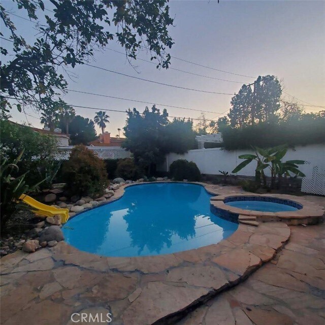 Foto del edificio - 12944 Woodbridge St