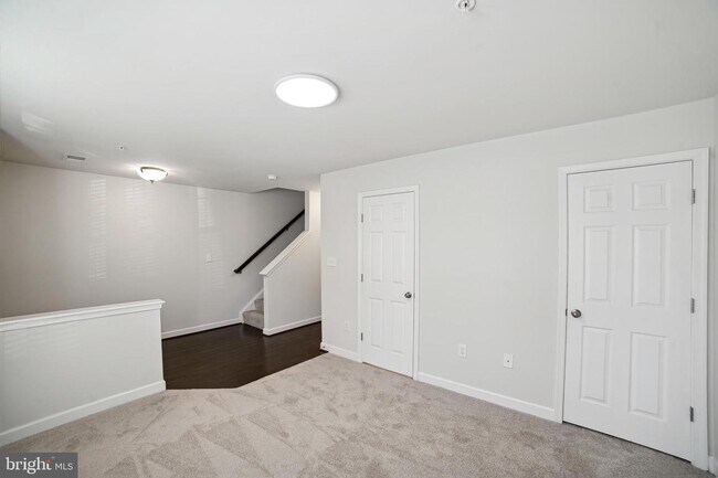 Foto del edificio - 5981 Jefferson Commons Way