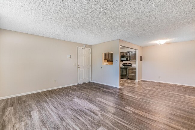 Building Photo - 5379 Balsam St