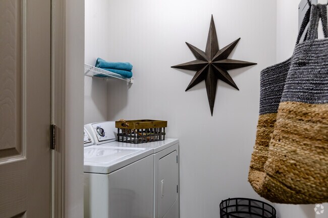 2BR, 2BA - Laundry Room - The Aventine at Oakhurst North