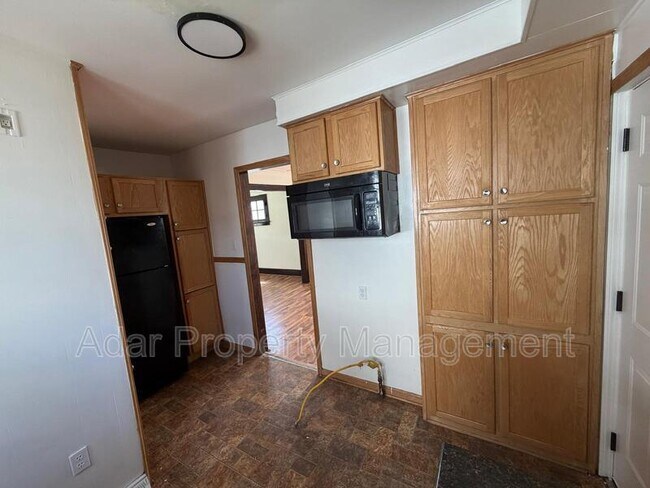 Foto del edificio - 610 Dryden Dr