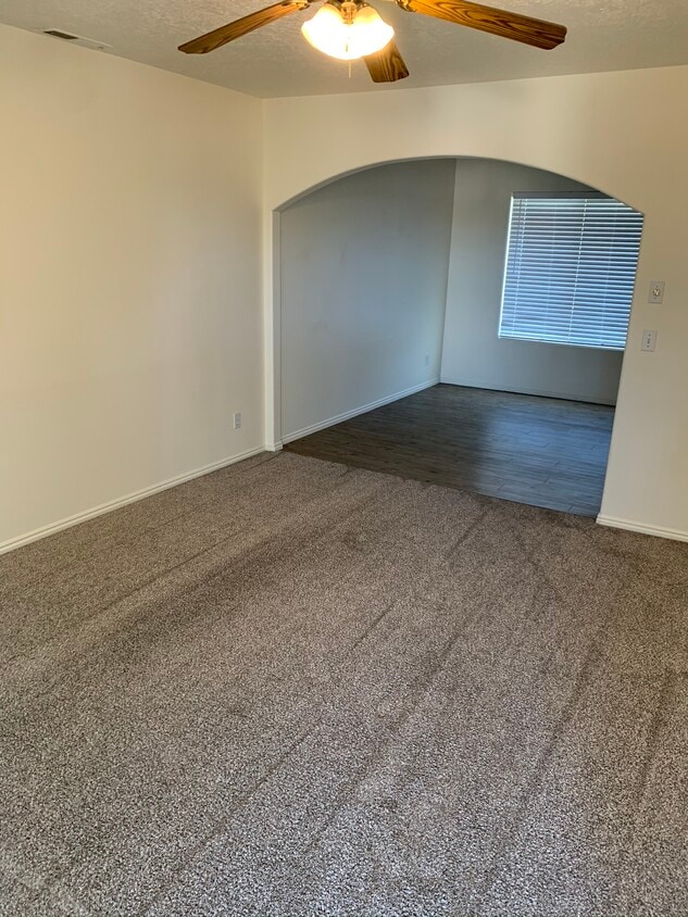 Building Photo - PPM Lease & Management (417)
