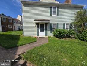Building Photo - 13825 Cabernet Ct
