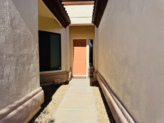 Foto del edificio - Golf Course Vacation Rental in Laughlin Ra...