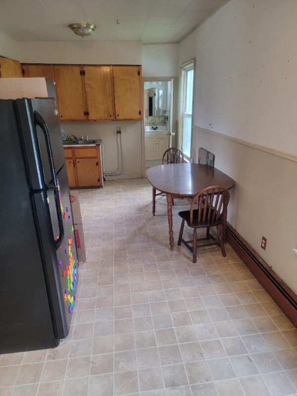 900 Main St Unit 2, Berlin, NH 03570 Room for Rent in Berlin, NH
