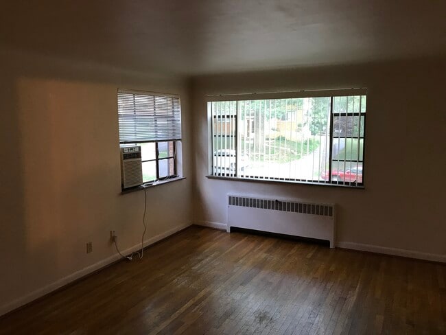 Building Photo - 6087 Dryden Ave