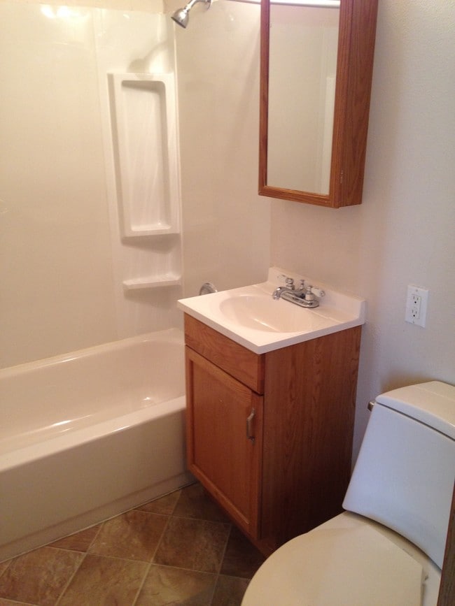 Building Photo - 5150 Taku Dr