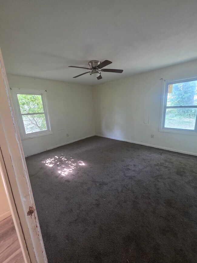 Foto del edificio - LIMITED TIME**NO APPLICATION FEE**1/2 OFF DEPOSIT**