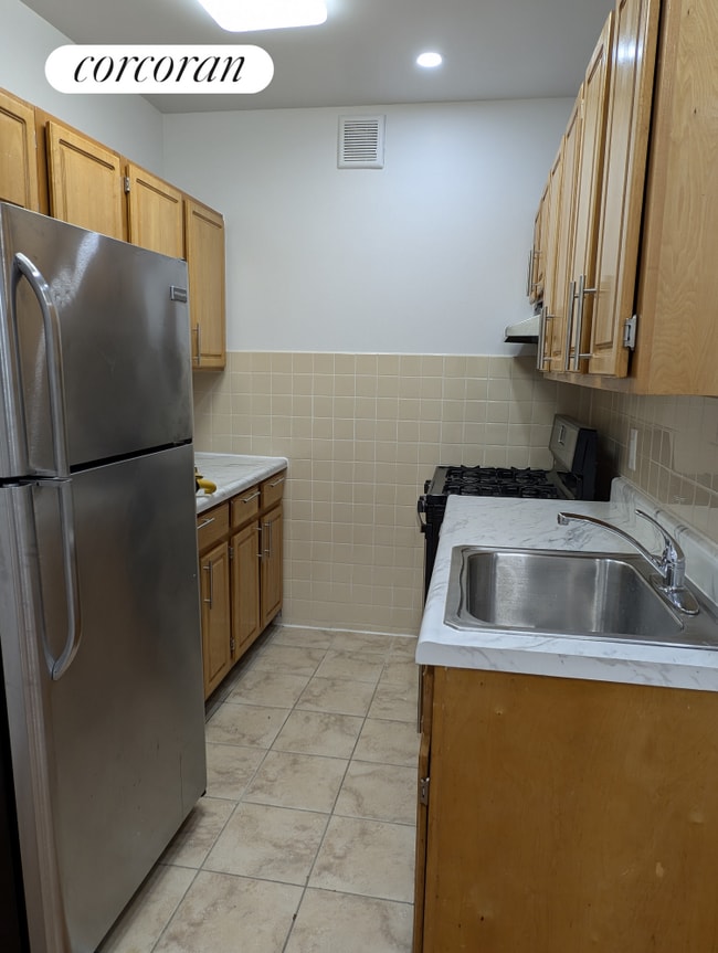 Building Photo - 537 W 133rd St