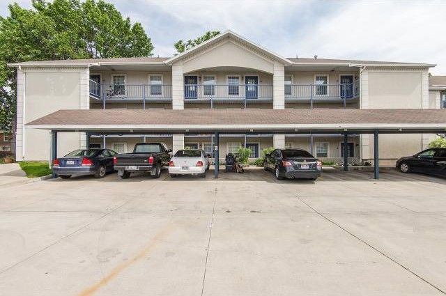 Building Photo - 465 N 300 W