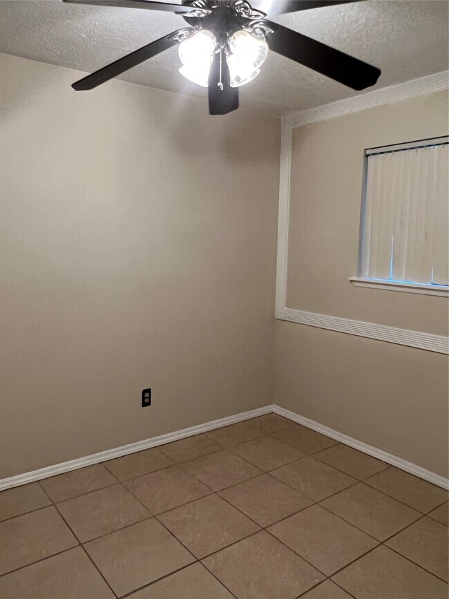 Foto del edificio - 5203 Markwood Ln