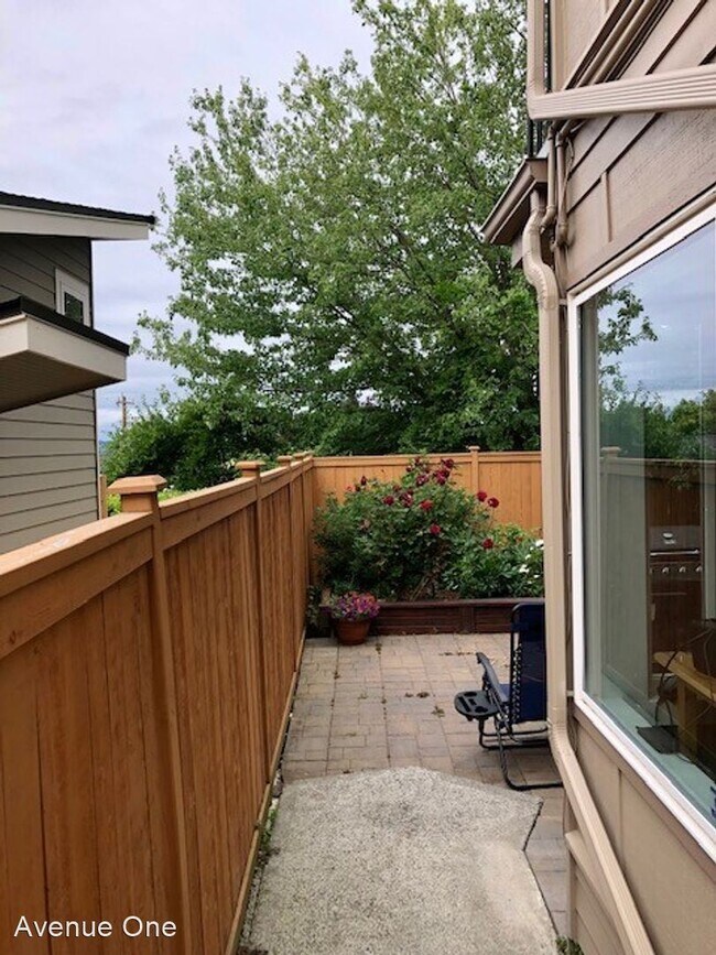 Foto del edificio - 2 br, 2 bath House - 6217 3rd Ave NW