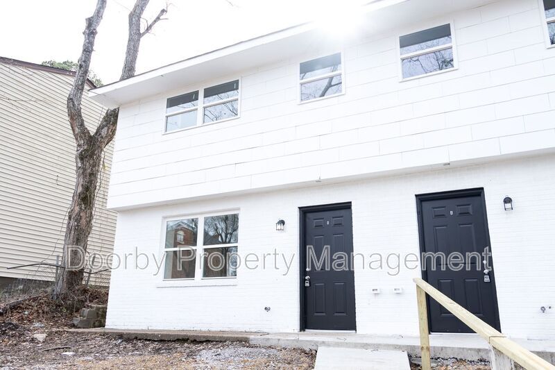 Foto principal - 304 Gillespie Rd