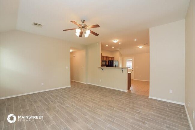 Foto del edificio - 8105 FRYE LN, OKLAHOMA CITY, OK 73135