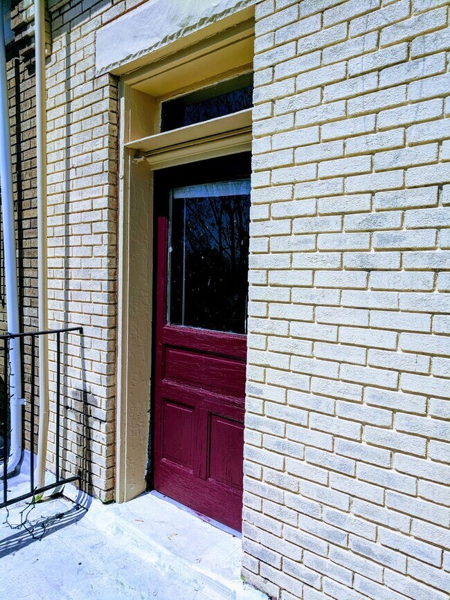 Photo - 1612 Floyd Ave Apartment