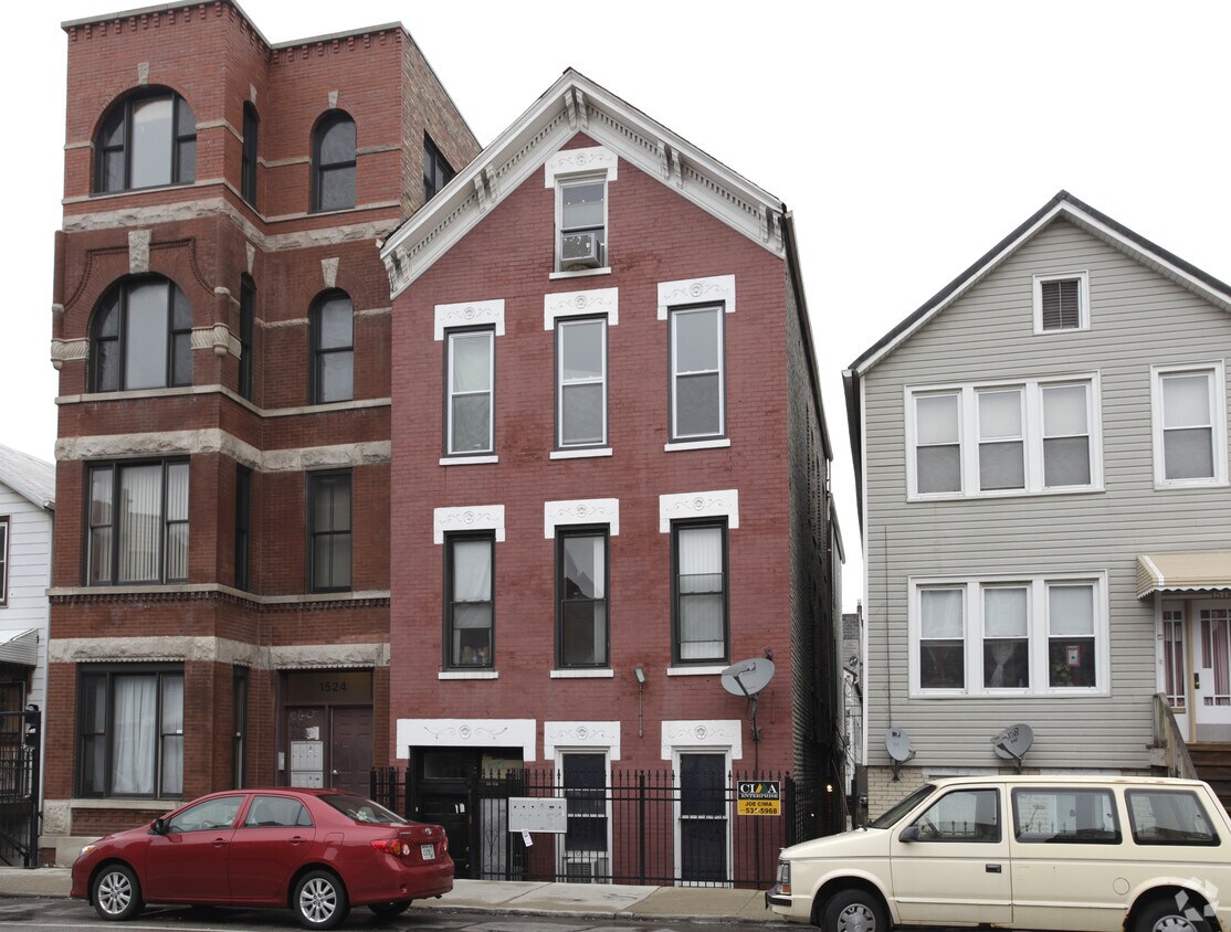 Primary Photo - 1522 W Augusta Blvd