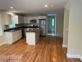 Foto del edificio - 3 br, 2.5 bath Condo - 793 East St. 1 Unit 1