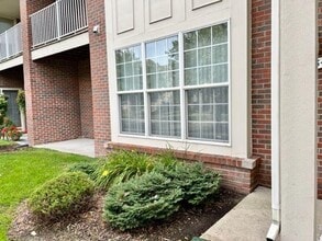 Building Photo - 43734 Rushcliffe Dr