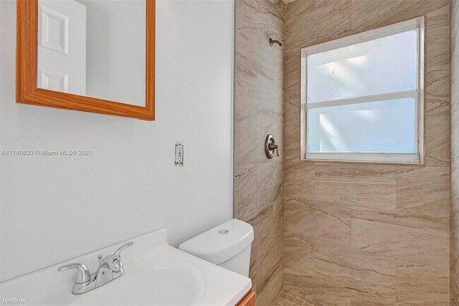 Building Photo - 3 br, 2 bath House - 1604 Davie Blvd